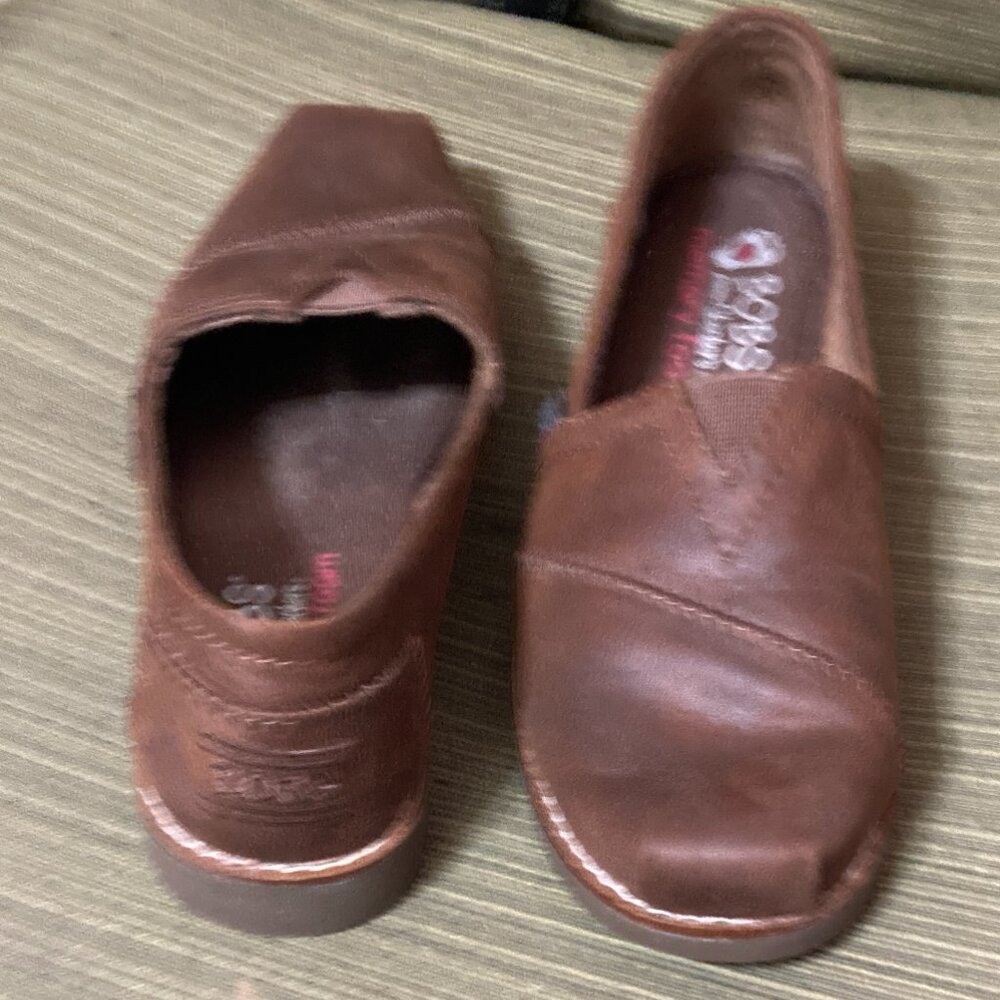 Bobs From Skechers Memory Foam Size 5 Brown - Picture 2 of 4
